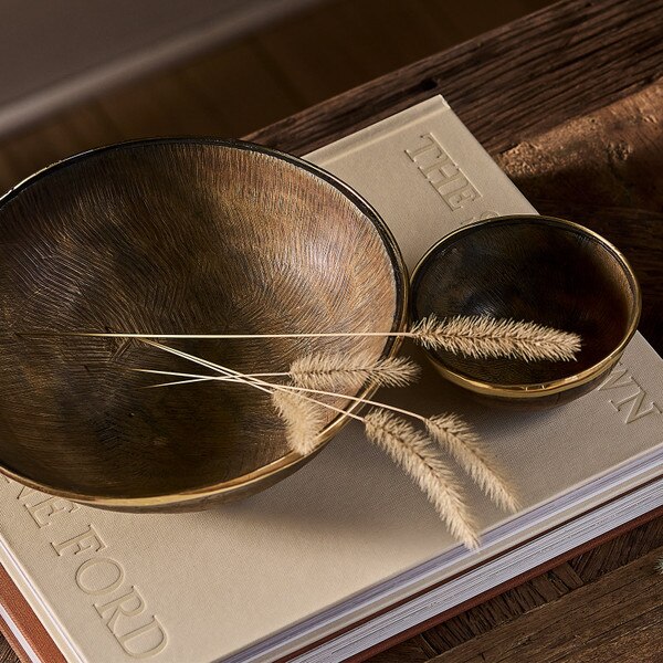 Cora Horn Bowl Set